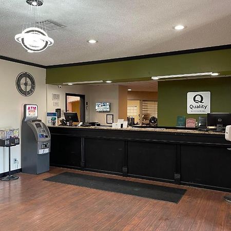 Quality Inn Frontier At Us Hwy 30 Clinton Exterior foto